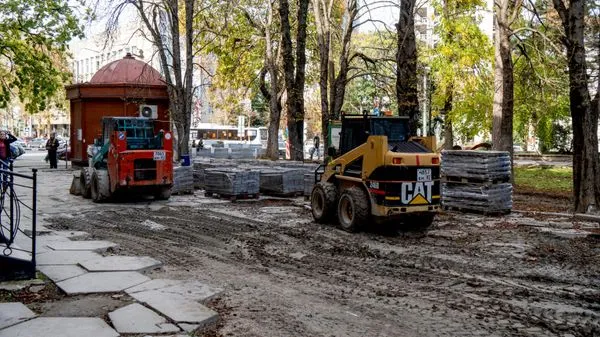 Сквер Дыбенко в Симферополе отремонтируют за 37 млн рублей
