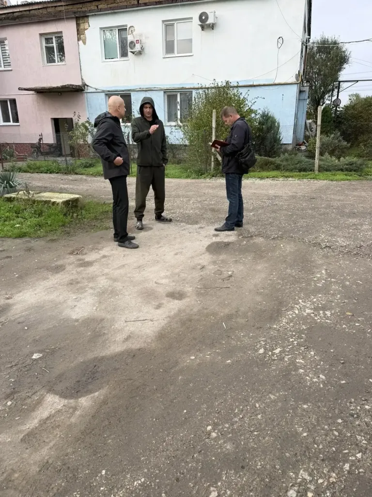В Советском благоустроят двор на улице Крымских партизан до 5 ноября