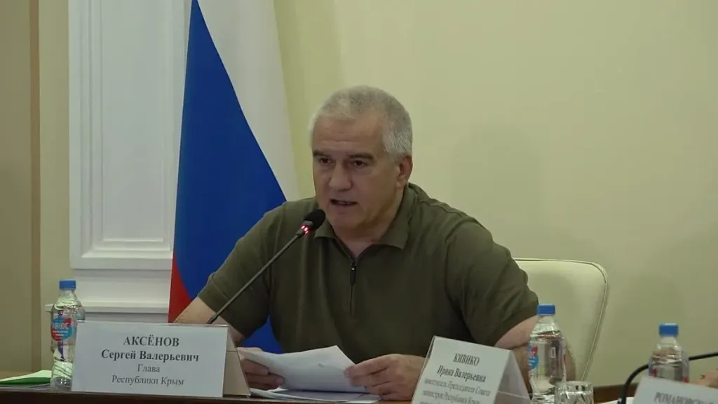 Аксёнов: за неделю поступило 2144 обращения граждан